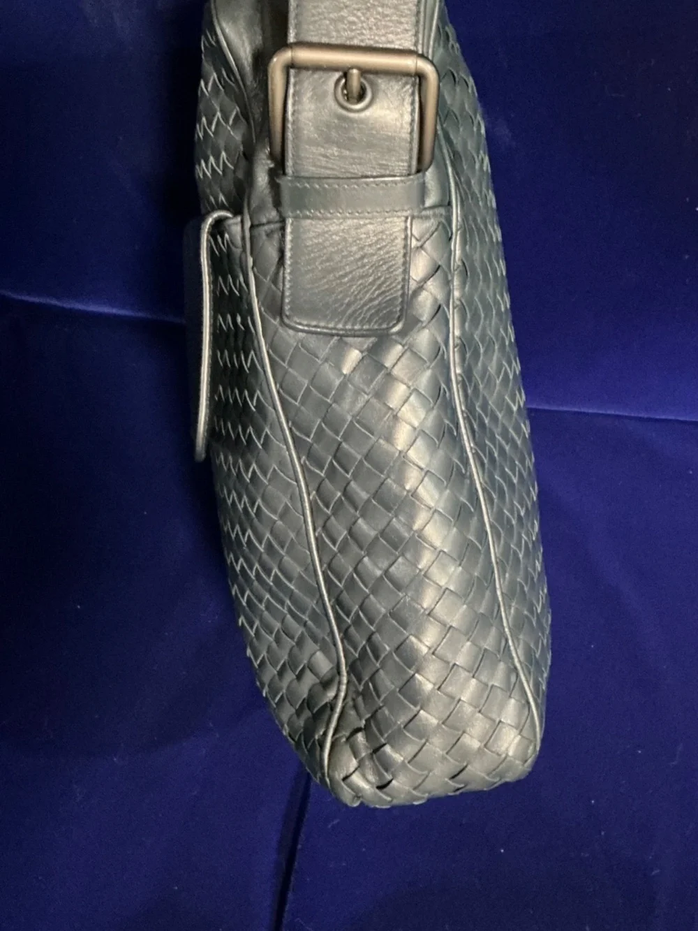 Bottega Veneta Intrecciato Navy blue messenger bag